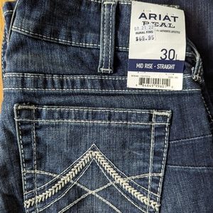 NWT Ariat REAL denim mid rise straight 30L